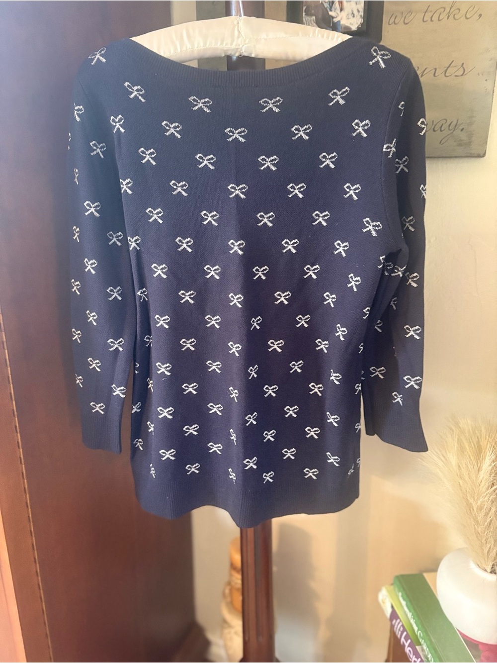 Ann Taylor Navy & White Bow Wool Blend Sweater Size L - Picture 7 of 7